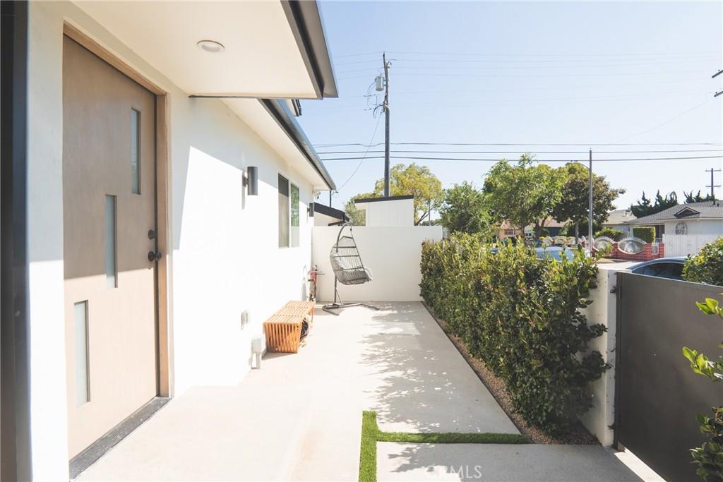 MLS #DW25267413 image #0