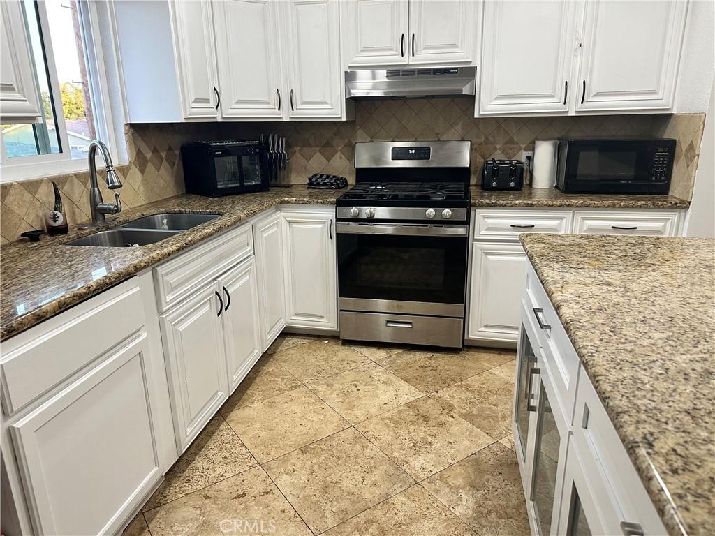 MLS #DW25268843 image #0