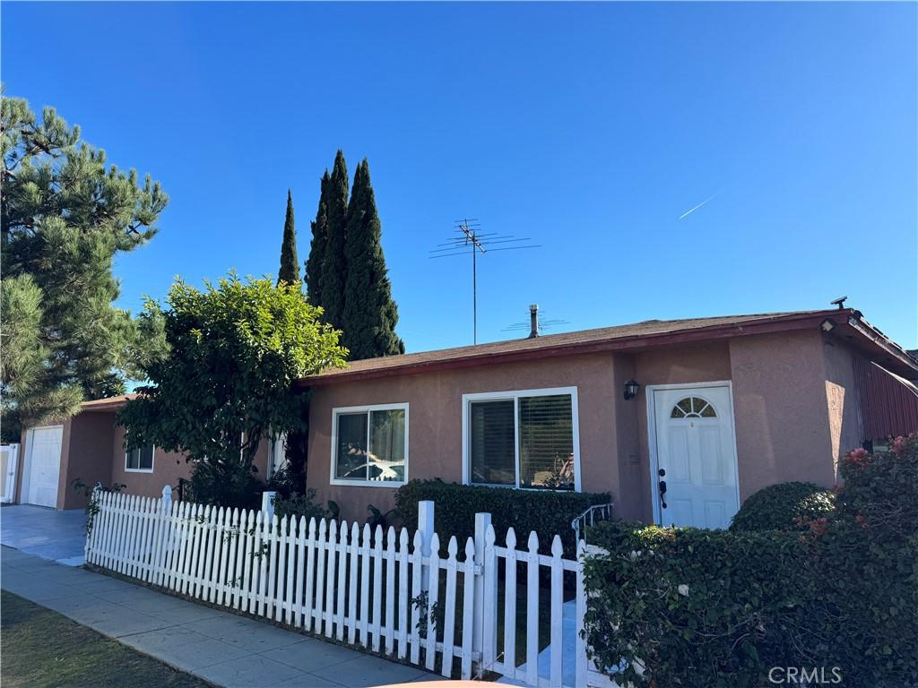 MLS #DW25269352 image #0