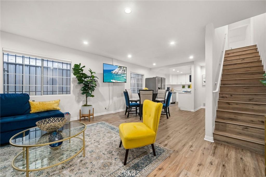 MLS #DW25269749 image #0