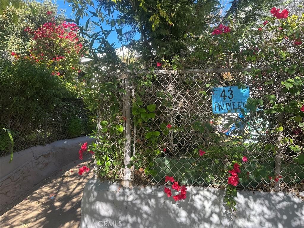 MLS #DW25272765 image #0