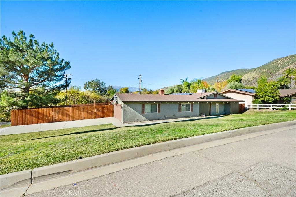 MLS #DW25275439 image #0