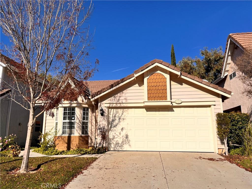 MLS #DW25275674 image #0