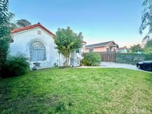 MLS #DW25275695 image #0