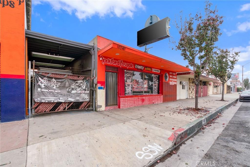 MLS #DW25276091 image #0