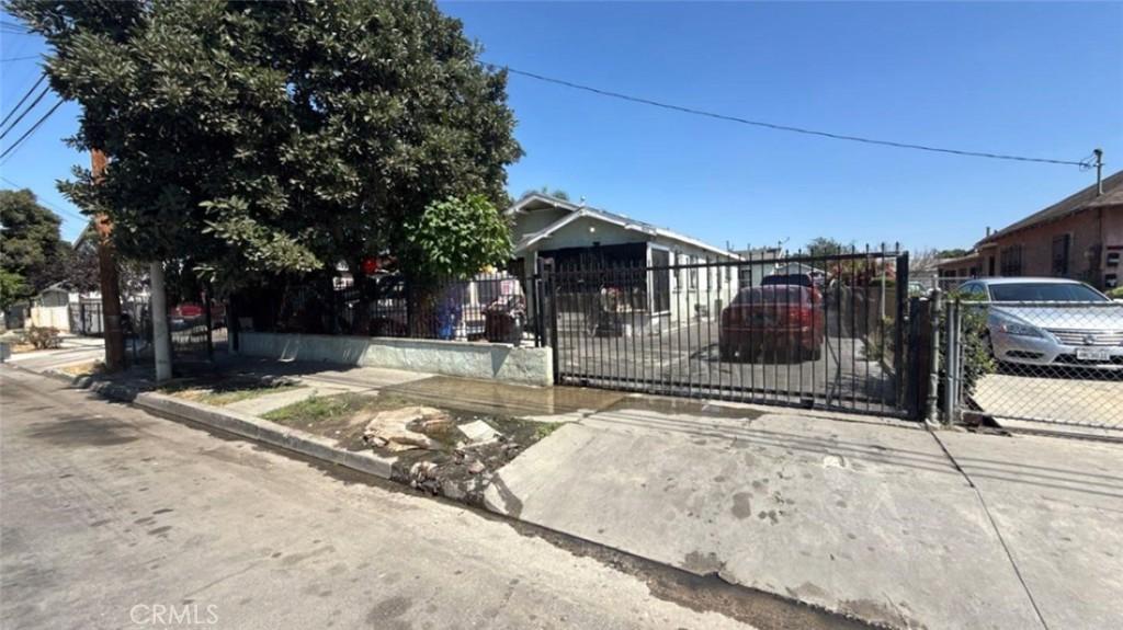 MLS #DW25276762 image #0