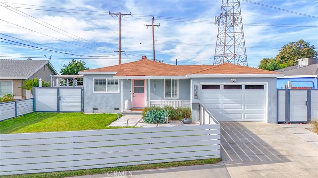 MLS #DW25277852 image #0