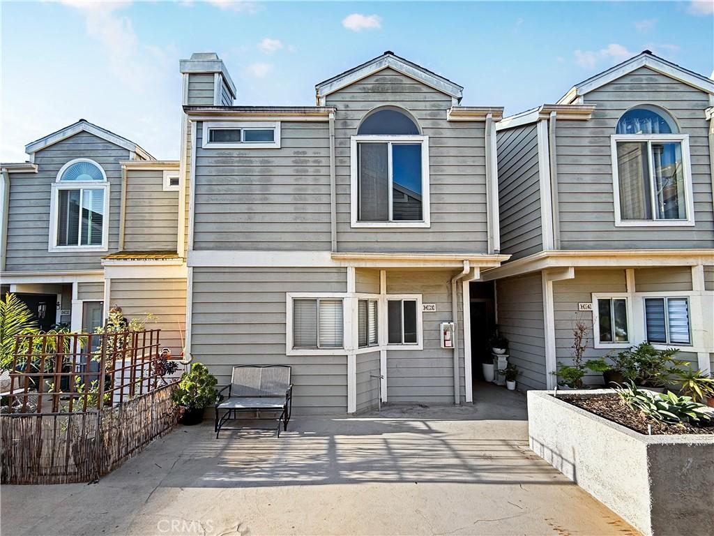 MLS #DW25278776 image #0