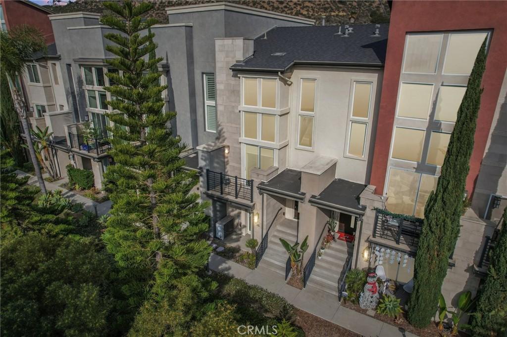 MLS #DW25278787 image #0