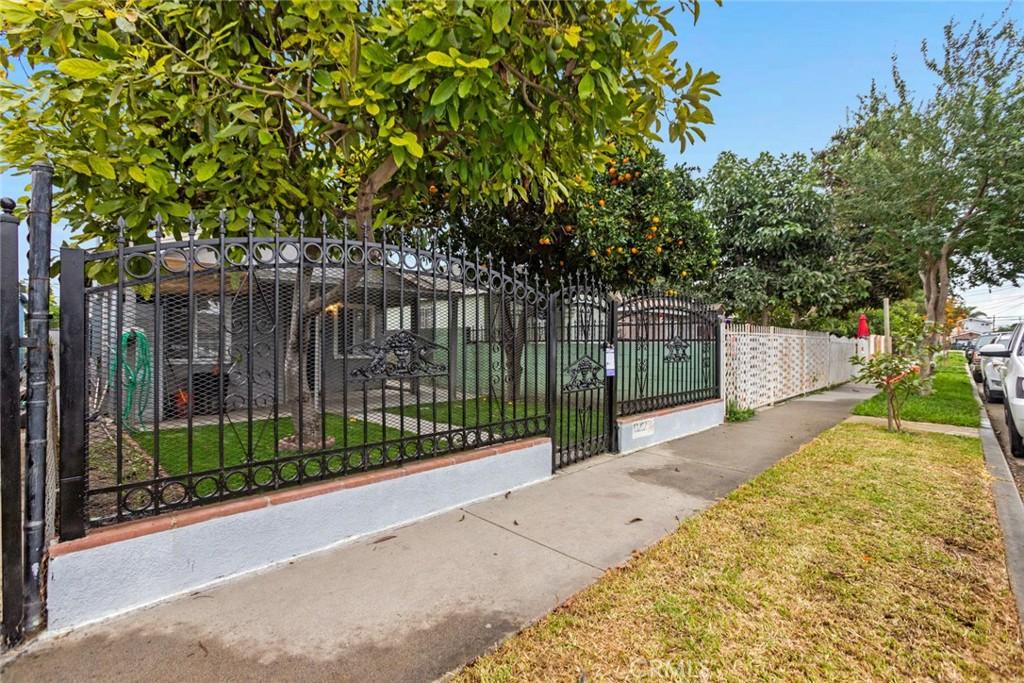 MLS #DW25279454 image #0