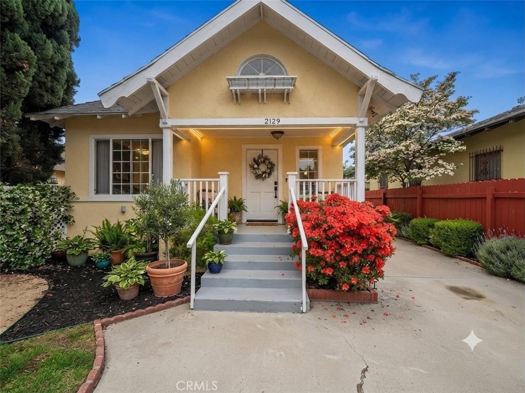 2129 W 30th Los Angeles CA 90018 | MLS #DW26000951 45 MLS #DW26000951 image #0