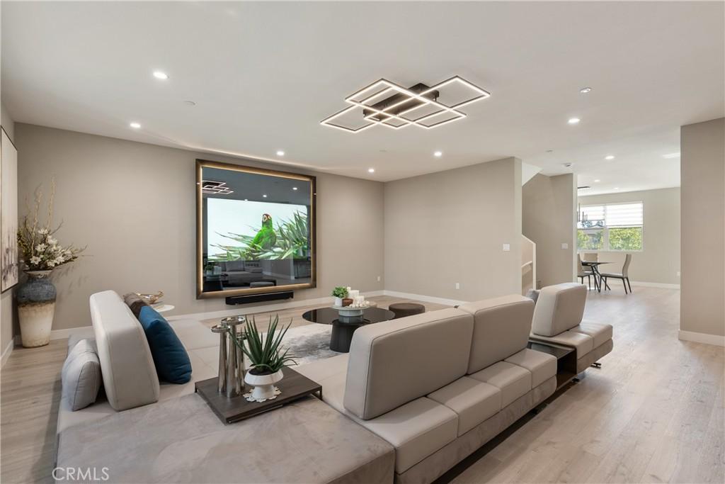 MLS #DW26009526 image #0