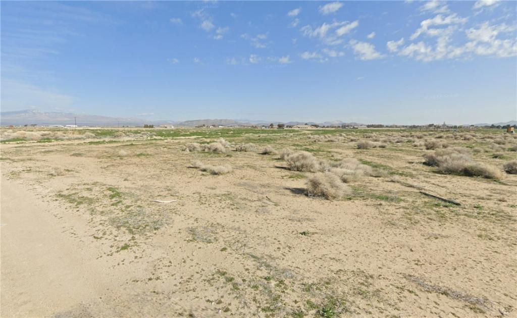 MLS #DW26035409 image #0