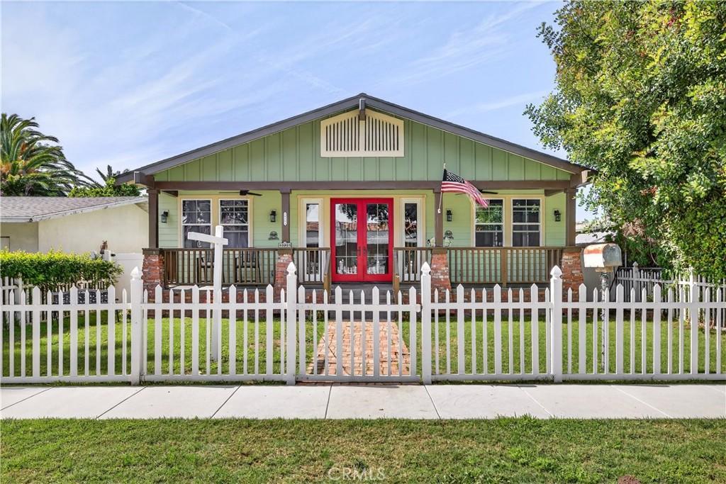 MLS #DW26037817 image #0