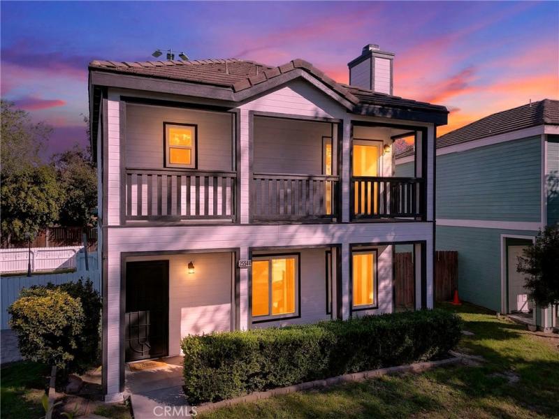 MLS #DW26054281 image #0