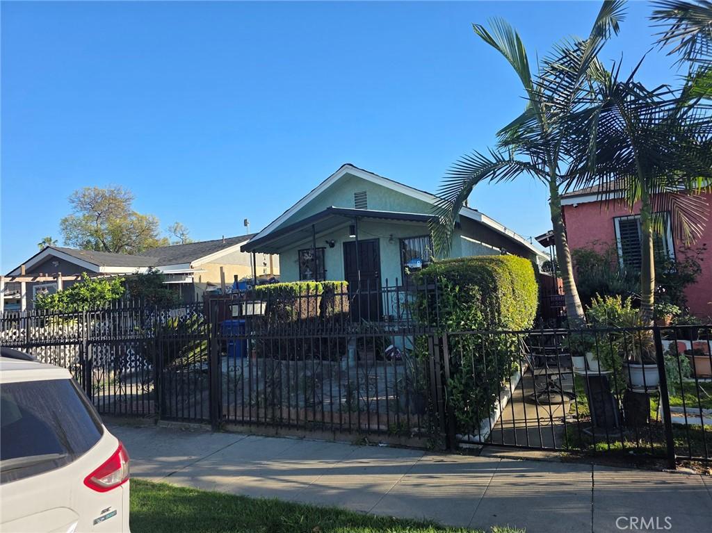 MLS #DW26055086 image #0