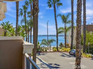 MLS #DW26056031 image #0