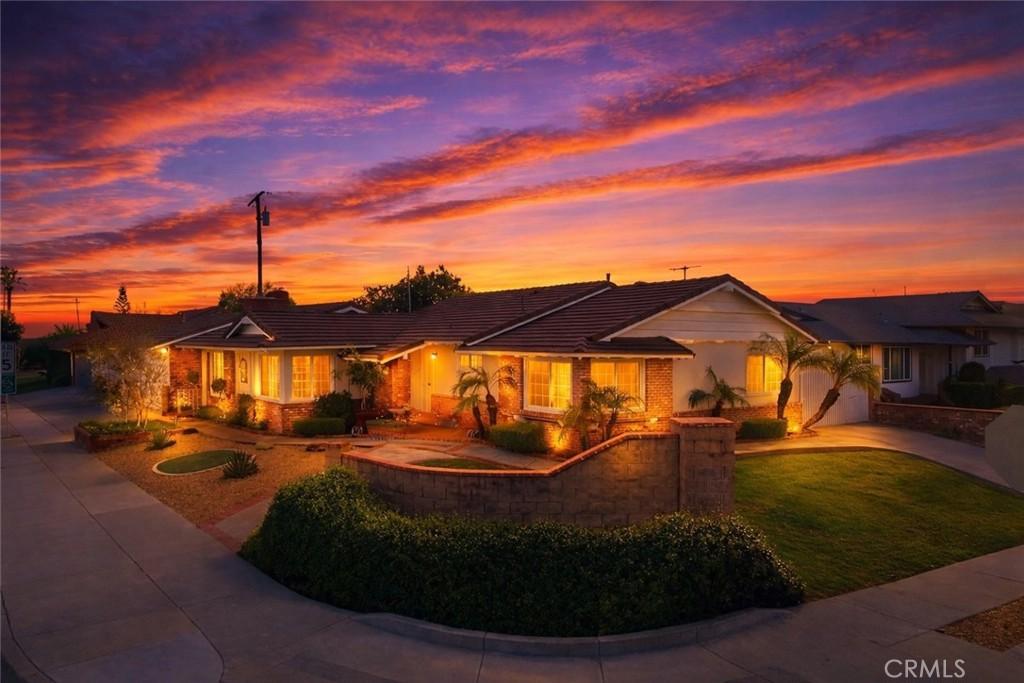 MLS #DW26056967 image #0