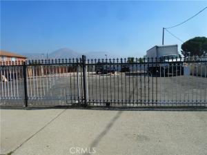 MLS #DW26058465 image #0