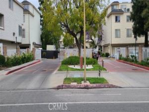 MLS #DW26073937 image #0