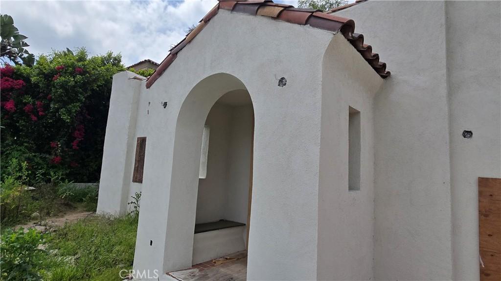 MLS #DW26079836 image #0