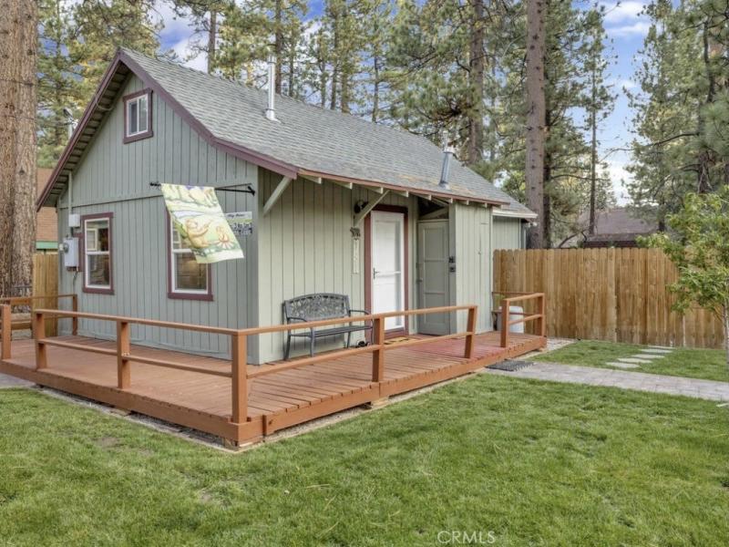 MLS #DW26079872 image #0