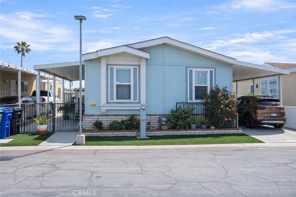 MLS #DW26081030 image #0