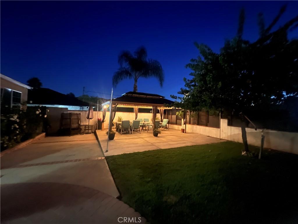 MLS #DW26112610 image #0