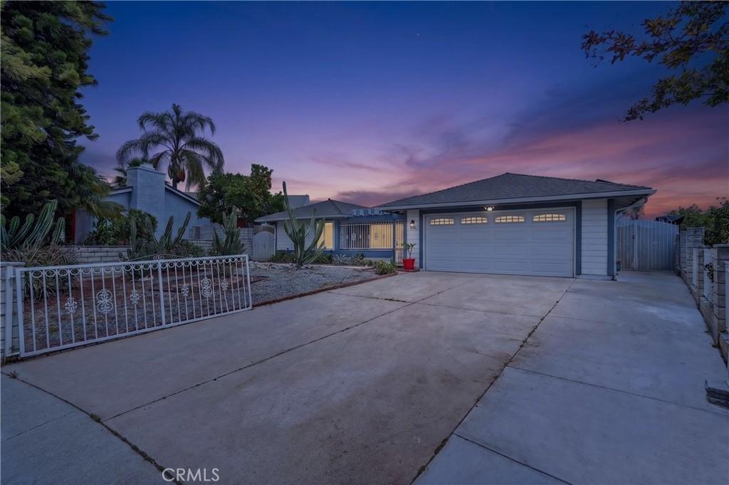 MLS #DW26117029 image #0