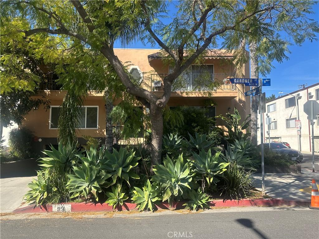 951 N Gardner #6 West Hollywood CA 90046 | MLS #DW26130813 45 MLS #DW26130813 image #0