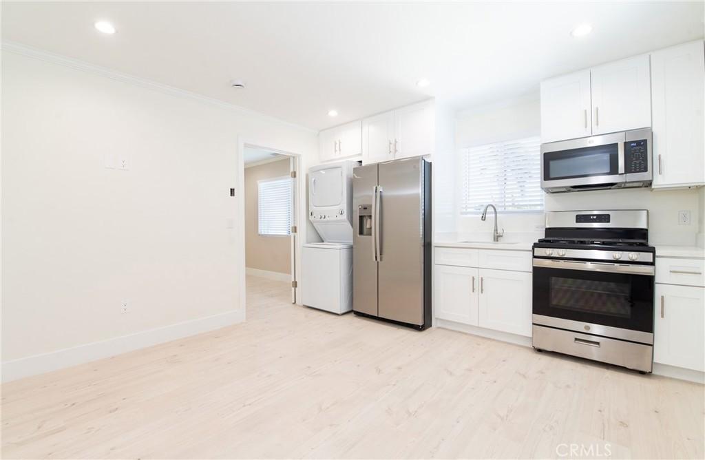 11831 Pomering #B Downey CA 90241 | MLS #DW26135462 45 MLS #DW26135462 image #0