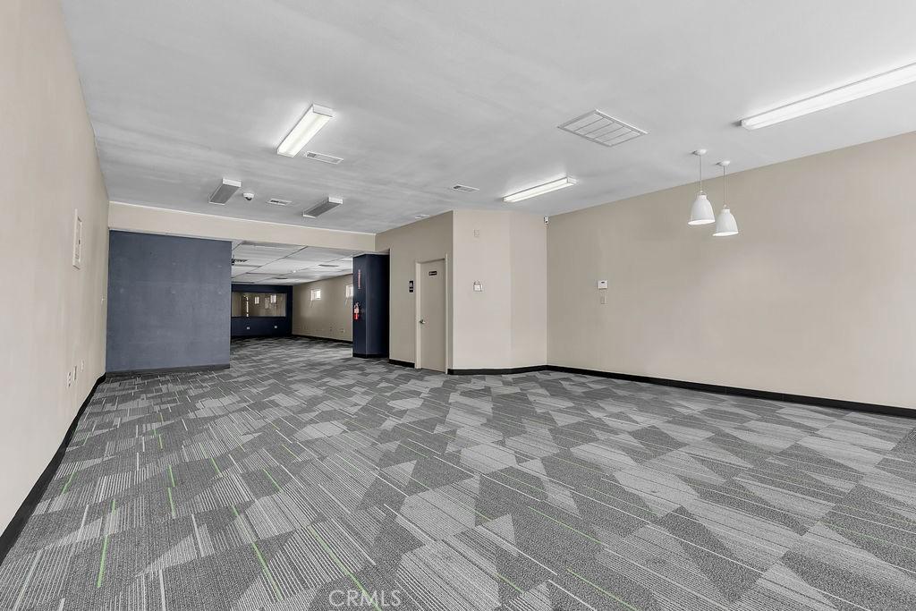 MLS #DW26139768 image #0