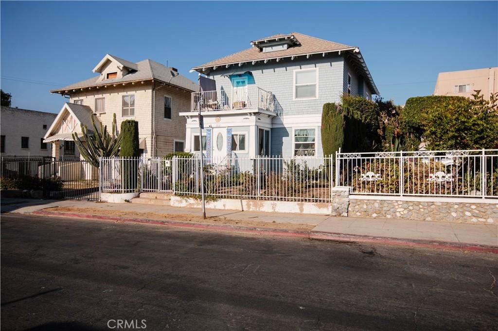 MLS #DW26142569 image #0