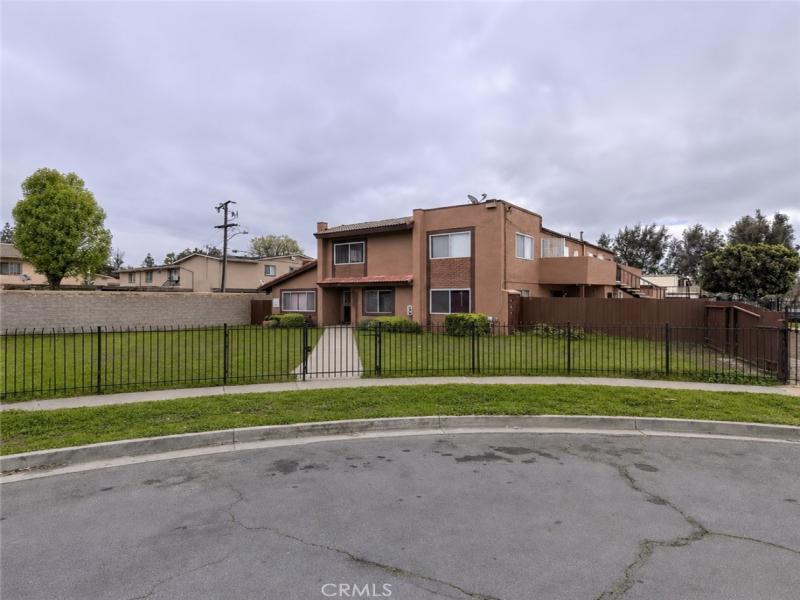 MLS #DW26143296 image #0