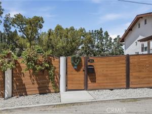 MLS #DW26163507 image #0