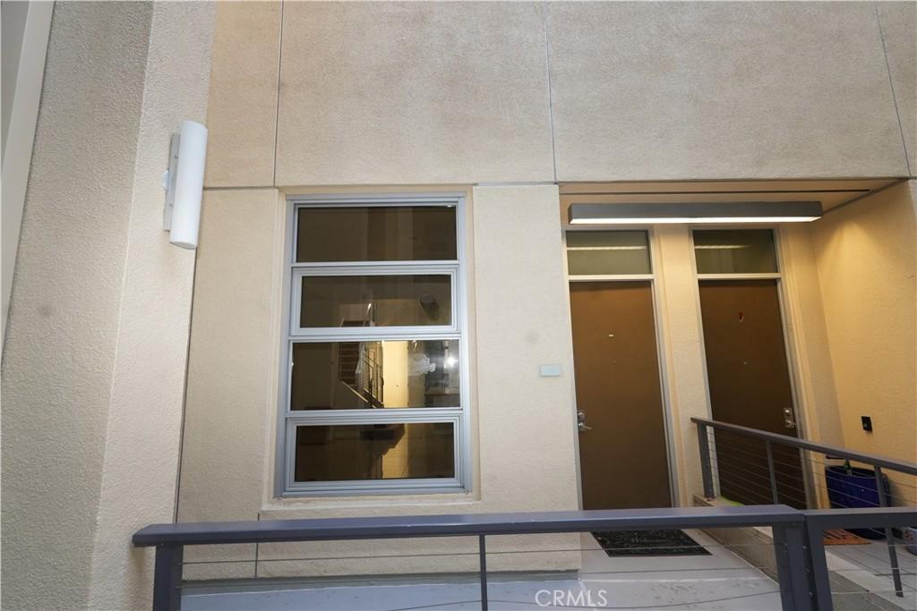 MLS #DW26168656 image #0