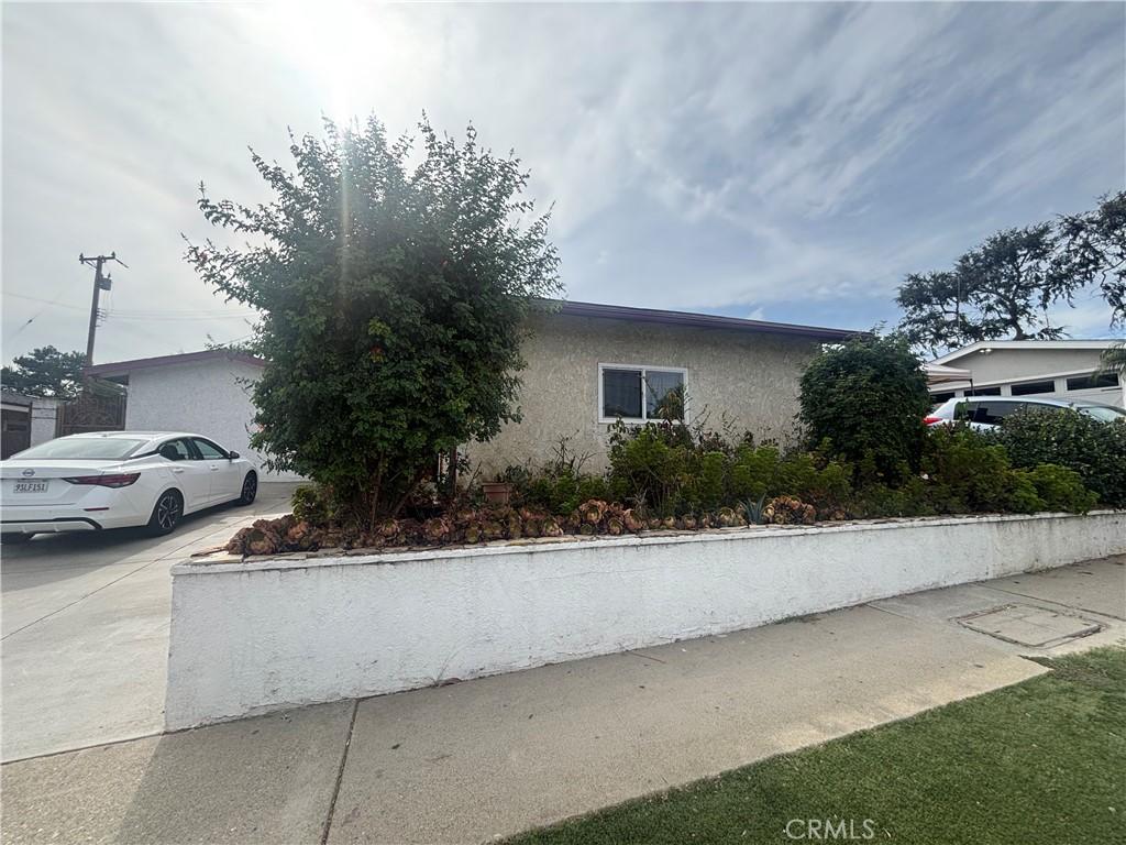 MLS #DW26182132 image #0