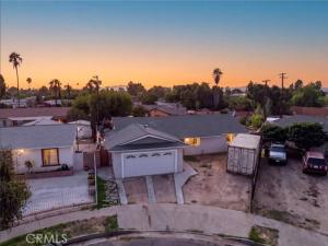 MLS #DW26182661 image #0