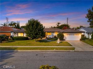 MLS #DW26186214 image #0