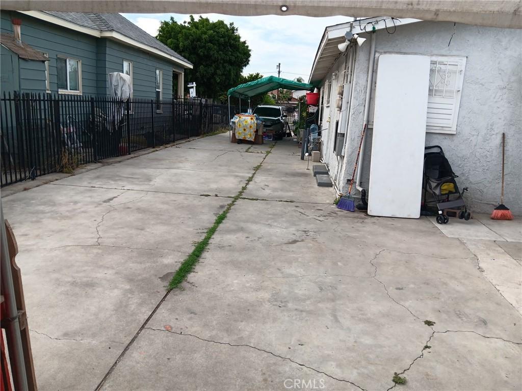 MLS #DW26187276 image #0