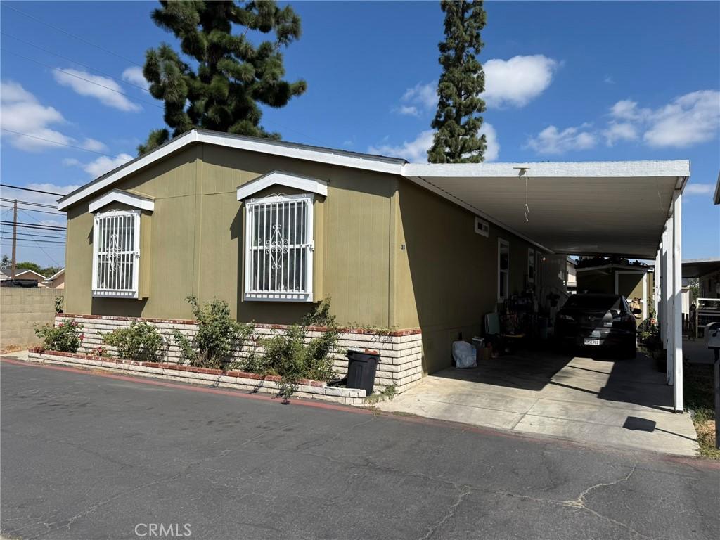 MLS #DW26193856 image #0