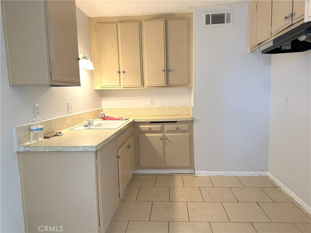 MLS #DW26199920 image #0