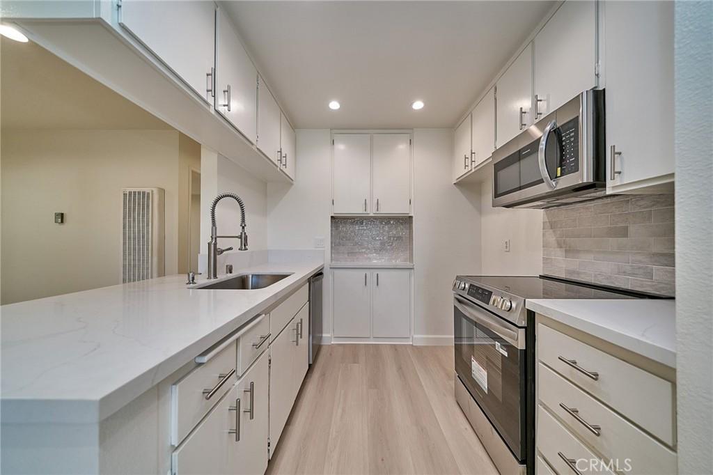 838 Coriander #N Torrance CA 90502 | MLS #DW26213953 45 MLS #DW26213953 image #0
