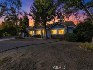 MLS #DW26219575 image #0