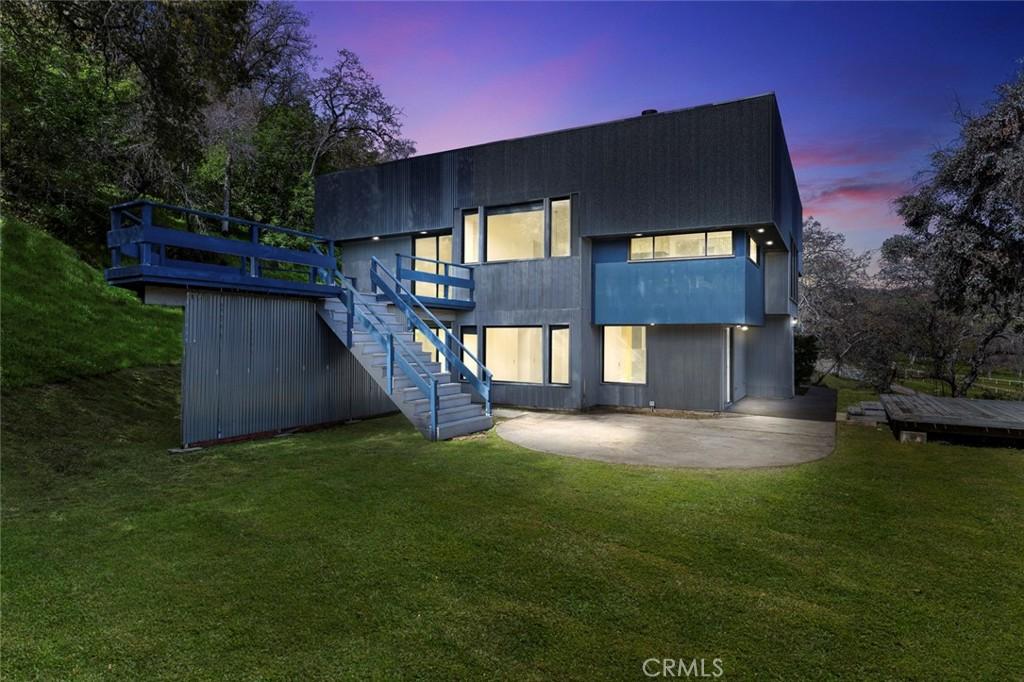 MLS #FR25062792 image #0