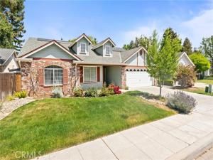 MLS #FR25180759 image #0