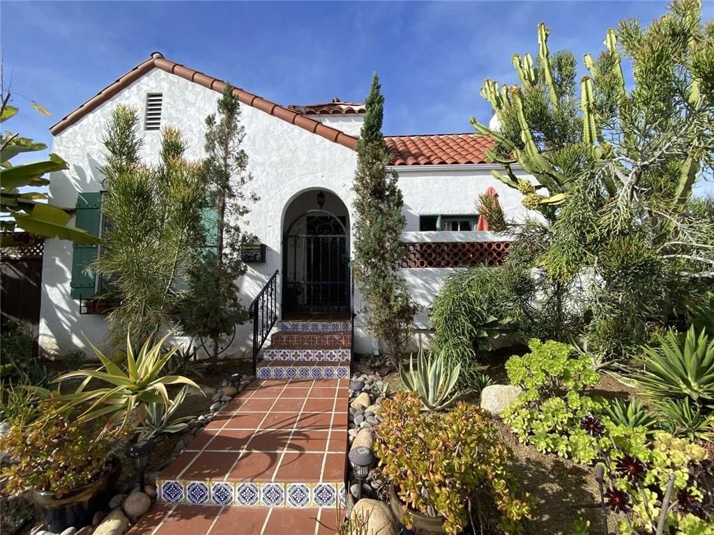 MLS #FR25220895 image #0