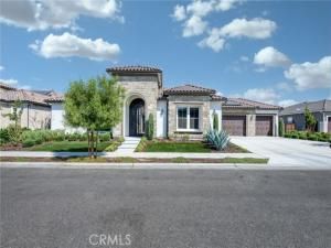 MLS #FR25221016 image #0