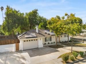 MLS #FR25228955 image #0