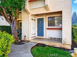 MLS #FR25242181 image #0